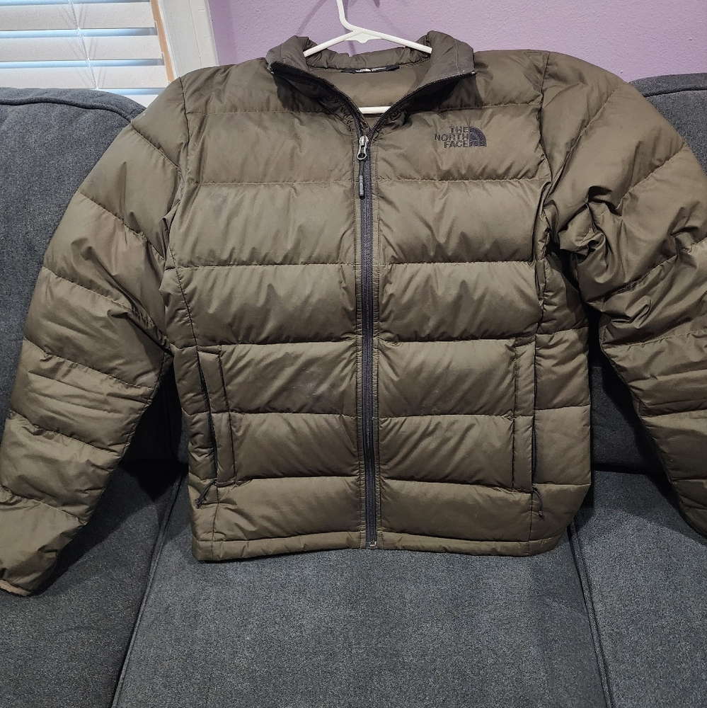 The North Face Men's Olive Puffer Jacket With Down Fill